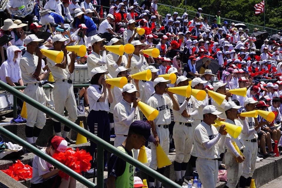 グランドの選手と一緒に戦いました