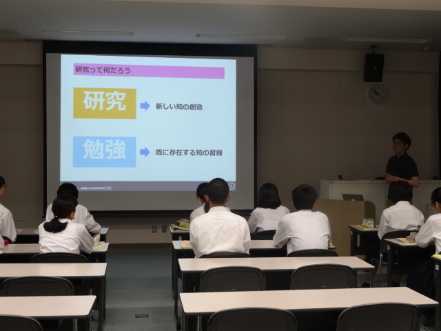 2年生普通科文系 課題研究 ゼミ別講義開催 島根県立出雲高等学校