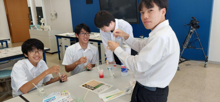 【自然科学部】科学の祭典2025『科学の縁結び祭り』に出展してきました