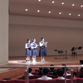 芸術鑑賞を実施しました